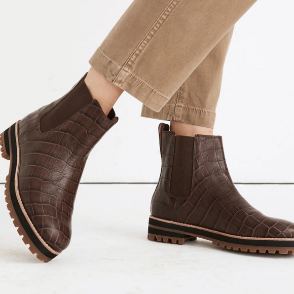 Madewell The Ivy Chelsea Boot in Croc Embossed Leather Size 8 Brown Pre-owned - Picture 13 of 13